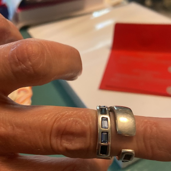 Unode50 Nightbird ring - Picture 2 of 2